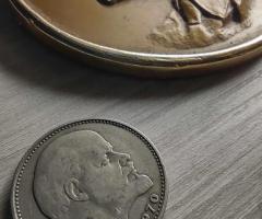 Комплект плакет и монета с ликът на Сталин - 4