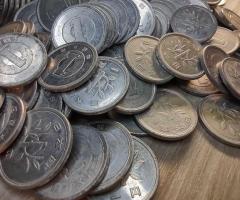 На Вашето внимание  над 200бр монети от Япония
