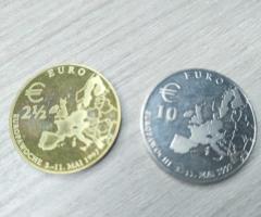 Лот от две  възпоменателни  монети