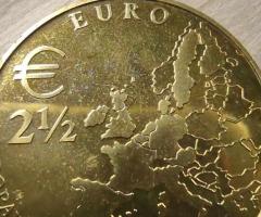 Лот от две  възпоменателни  монети - 2