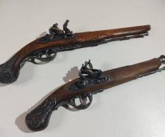 Два броя кремъчни пистолети - 7