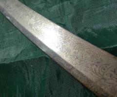 Реквизитна или тренировъчна сабя – гравирана - 5