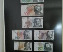 Пано с банкноти и монети - Словения