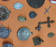 Лот: 64бр религиозни медали. - 7